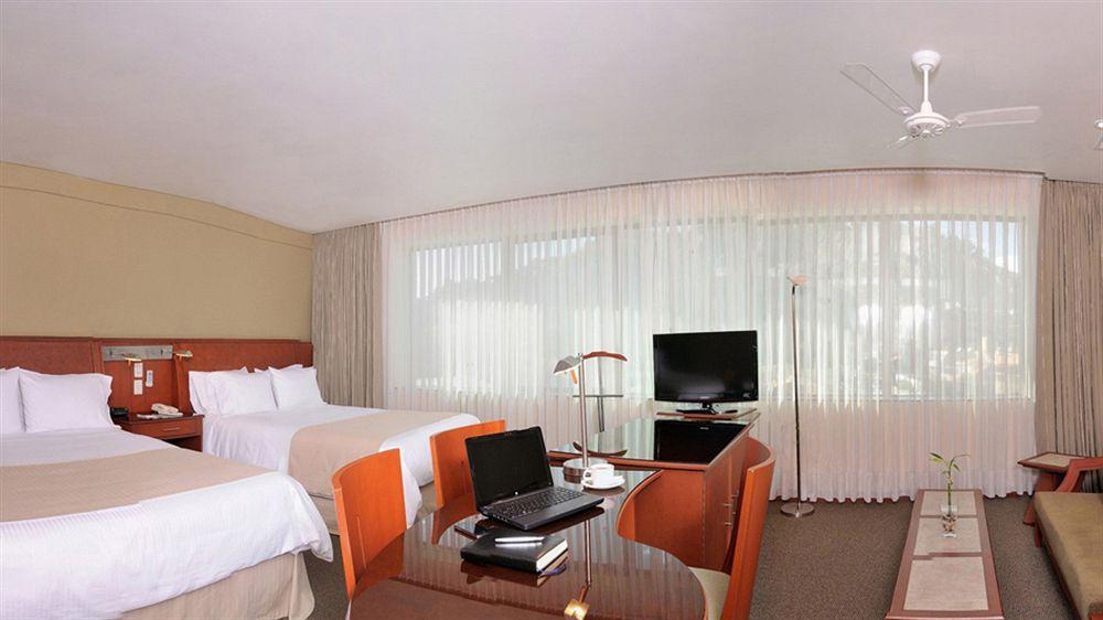 Hotel Camino Real La Paz